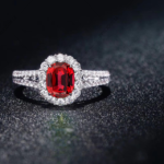 Có nên chọn nhẫn ruby làm nhẫn cưới không?