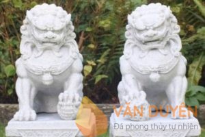 Hướng dẫn chọn đá phong thủy trước cửa nhà sang – sáng – đẹp