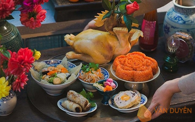 Chuẩn bị mâm lễ cúng tạ năm mới