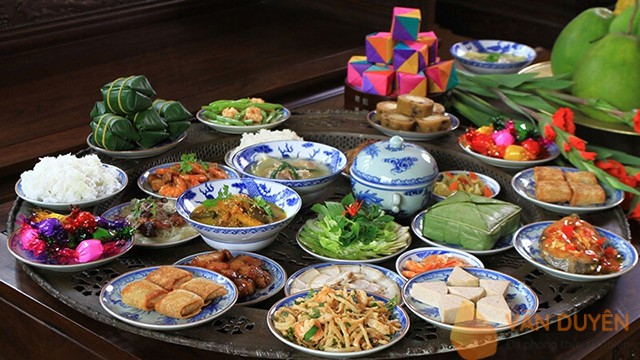 Hướng dẫn chuẩn bị mâm lễ Tất niên đầy đủ