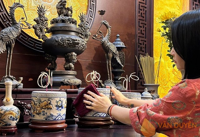 Nghi thức An vị (Lễ tạ) sau khi dọn xong